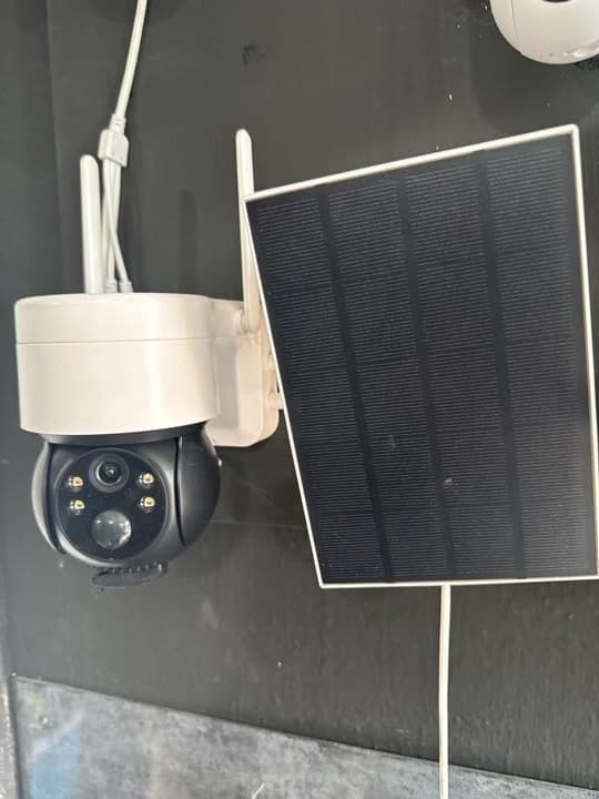 Cámara solar wifi ICSEE